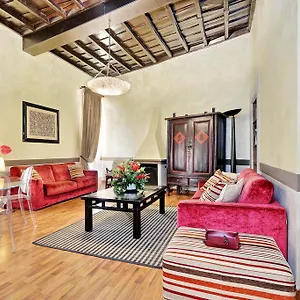Trevi Vicolo Scanderbeg Apartment