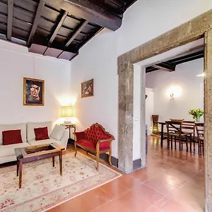 Campo Dei Fiori Stunning And Quiet Apartment
