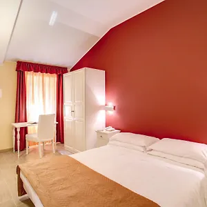 Top Floor Navona Гостевой дом